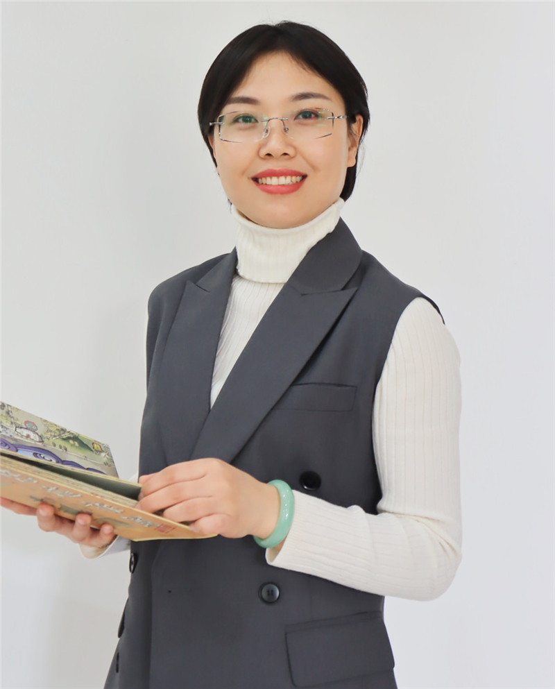 申莉.jpg