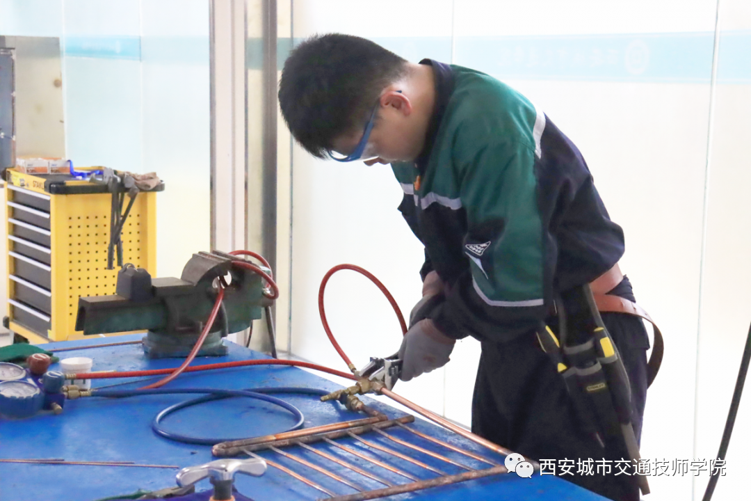 1701394386138506.png